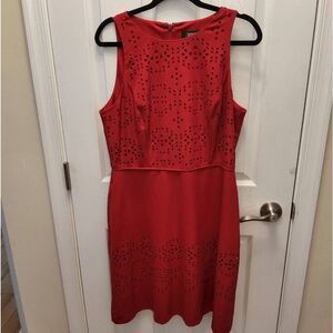 TAHARI Laser Cut eyelet sleeveless Sheath Dress